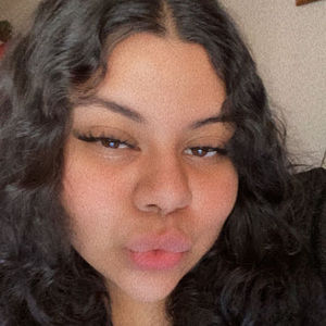 Meet your Posher, Elsy